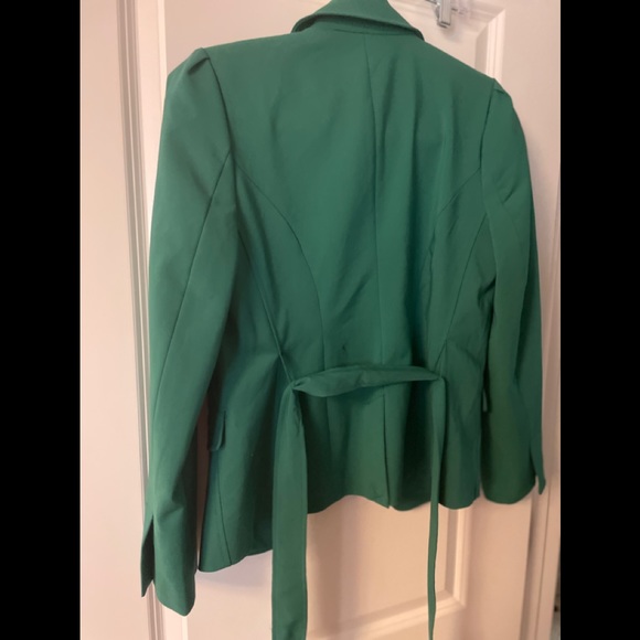 LIMITED EDITION! 7th Avenue Design Studio All Season Blazer! - Picture 2 of 8